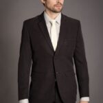 Terno preto clássico e elegante para casamentos e eventos formais